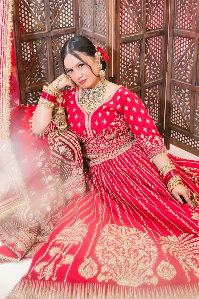 Red bridal lehenga look
